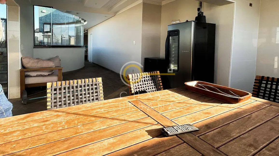 Cobertura com 3 quartos à venda, 380m2 em Embaré, Santos - SP - imagem 5 Foto 5 de Cobertura com 3 quartos à venda, 380m2 em Embaré, Santos - SP