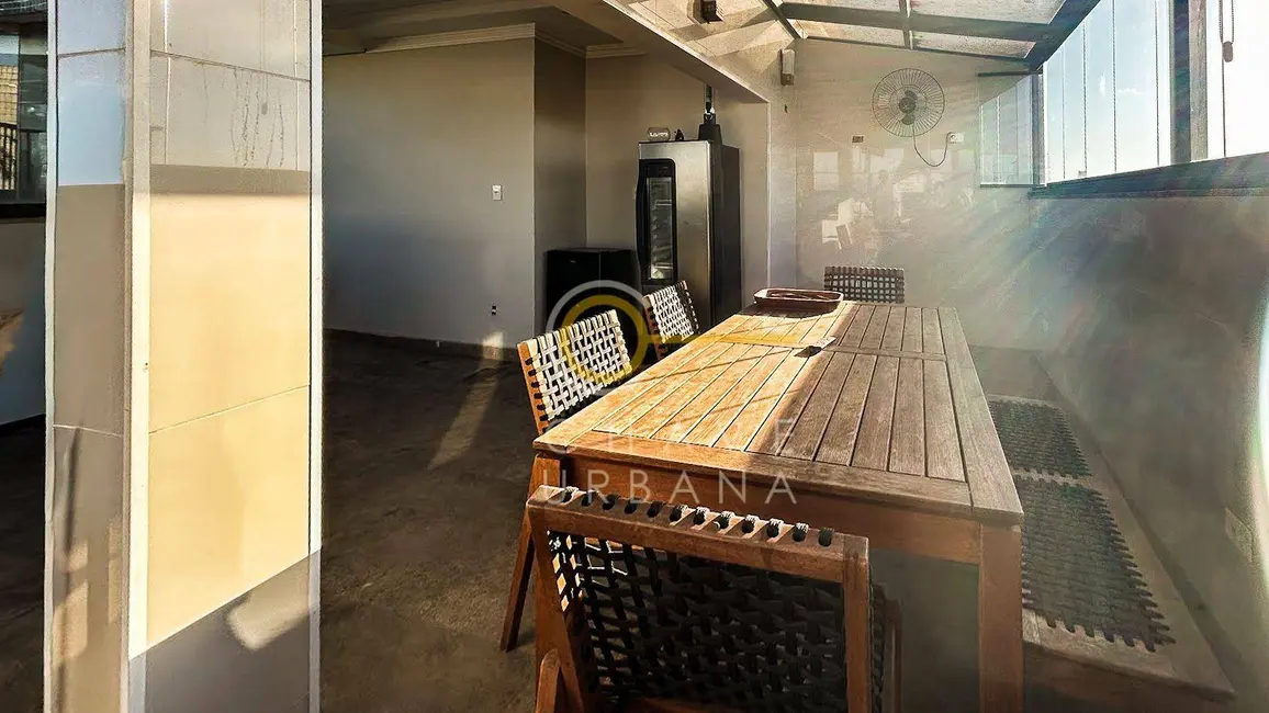 Cobertura com 3 quartos à venda, 380m2 em Embaré, Santos - SP - imagem 8 Foto 8 de Cobertura com 3 quartos à venda, 380m2 em Embaré, Santos - SP