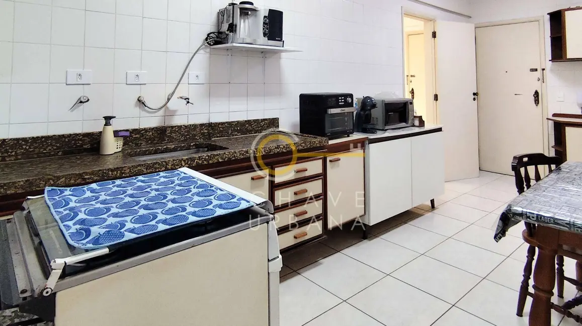 Foto 9 de Apartamento com 2 quartos à venda, 95m2 em Ponta da Praia, Santos - SP