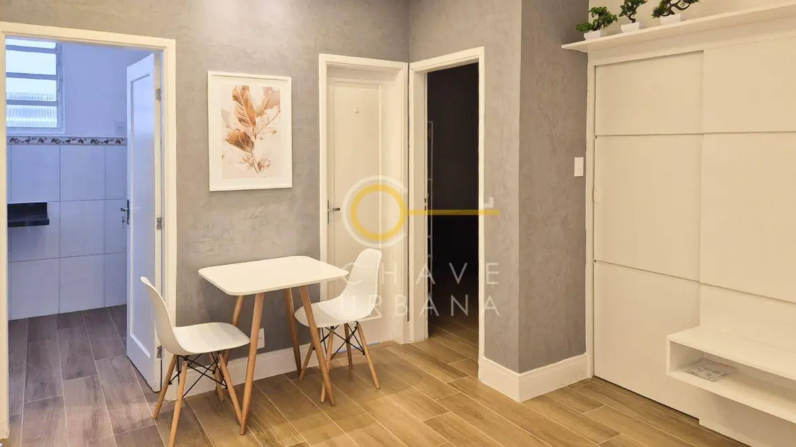 Foto 3 de Apartamento com 2 quartos à venda, 55m2 em Embaré, Santos - SP