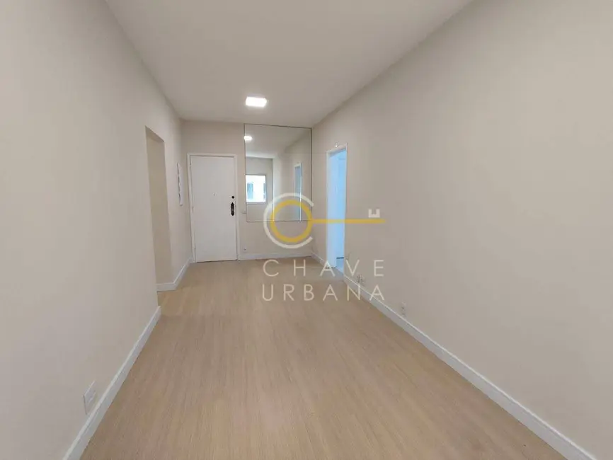 Foto 2 de Apartamento com 2 quartos à venda, 64m2 em Vila Belmiro, Santos - SP