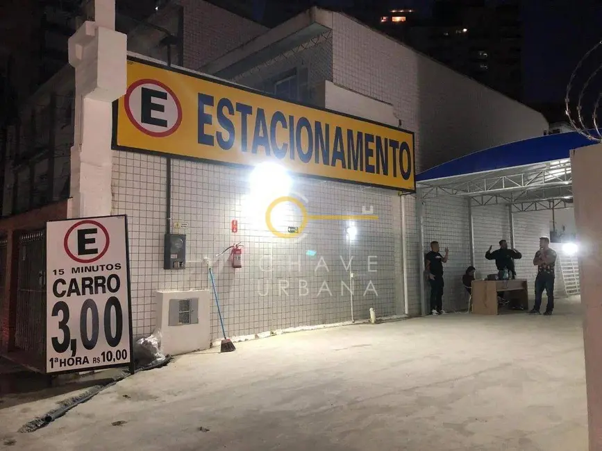 Foto 1 de Terreno / Lote à venda, 460m2 em Gonzaga, Santos - SP