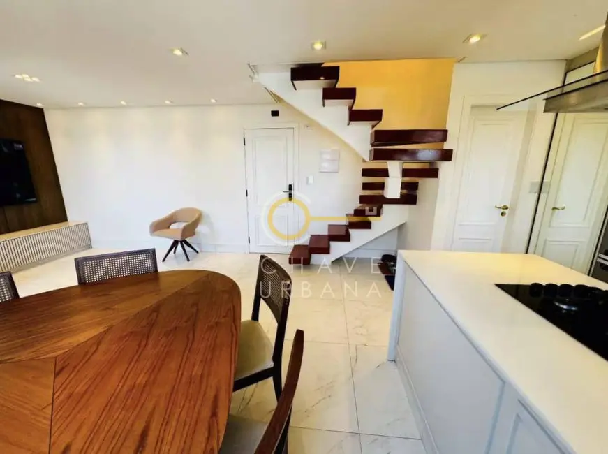 Foto 2 de Apartamento com 2 quartos à venda, 83m2 em Santos - SP