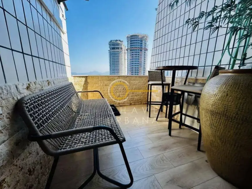 Foto 8 de Apartamento com 2 quartos à venda, 83m2 em Santos - SP