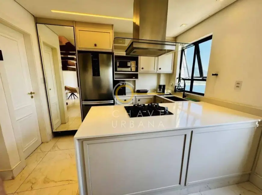 Foto 7 de Apartamento com 2 quartos à venda, 83m2 em Santos - SP