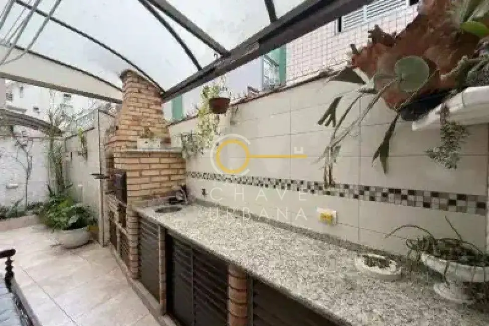 Sobrado com 3 quartos à venda, 159m2 em Embaré, Santos - SP - imagem 8 Foto 8 de Sobrado com 3 quartos à venda, 159m2 em Embaré, Santos - SP