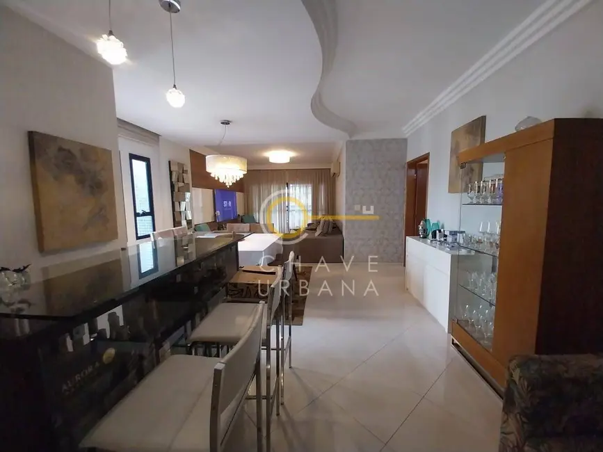Foto 5 de Apartamento com 3 quartos à venda, 246m2 em Ponta da Praia, Santos - SP