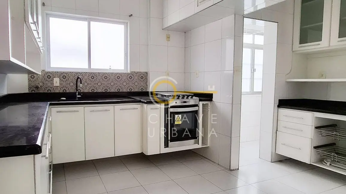 Foto 3 de Apartamento com 3 quartos à venda, 136m2 em Boqueirão, Santos - SP