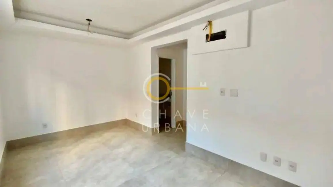 Sobrado com 3 quartos à venda, 150m2 em Gonzaga, Santos - SP - imagem 4 Foto 4 de Sobrado com 3 quartos à venda, 150m2 em Gonzaga, Santos - SP