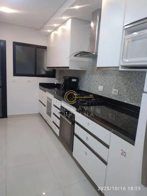 Foto 4 de Apartamento com 2 quartos à venda, 85m2 em Jardim Las Palmas, Guaruja - SP