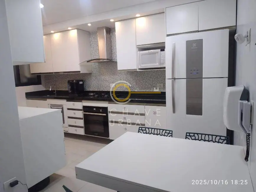 Foto 1 de Apartamento com 2 quartos à venda, 85m2 em Jardim Las Palmas, Guaruja - SP
