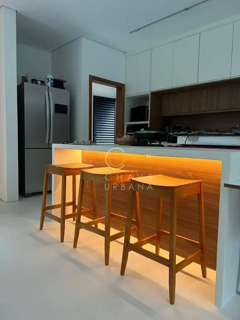 Foto 5 de Casa de Condomínio com 5 quartos à venda, 290m2 em Bertioga - SP