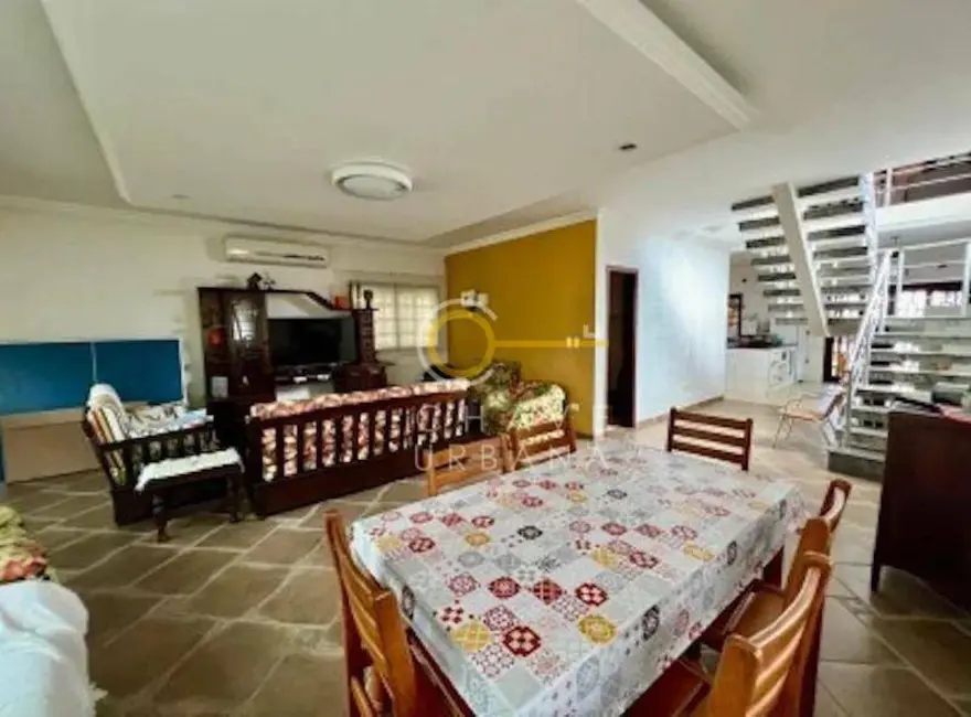 Foto 3 de Casa de Condomínio com 3 quartos à venda, 340m2 em Bertioga - SP