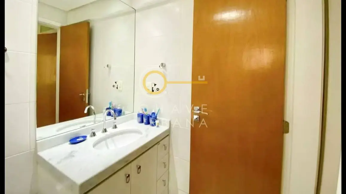 Apartamento com 2 quartos à venda, 80m2 em Gonzaga, Santos - SP - imagem 8 Foto 8 de Apartamento com 2 quartos à venda, 80m2 em Gonzaga, Santos - SP