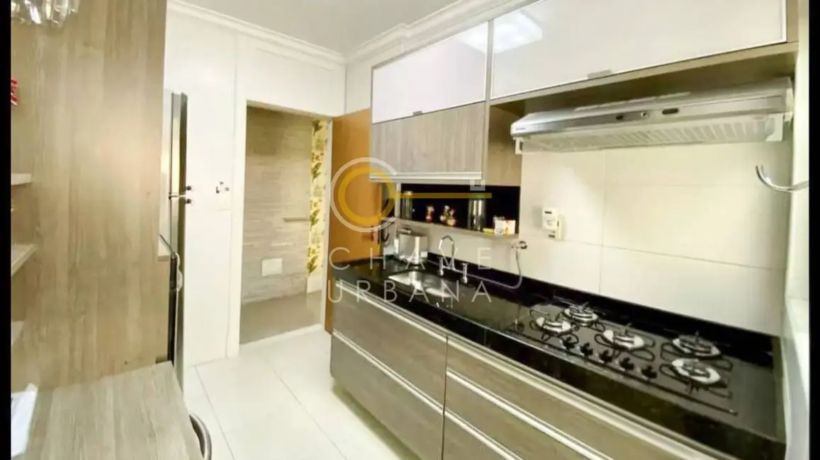Apartamento com 2 quartos à venda, 80m2 em Gonzaga, Santos - SP - imagem 5 Foto 5 de Apartamento com 2 quartos à venda, 80m2 em Gonzaga, Santos - SP