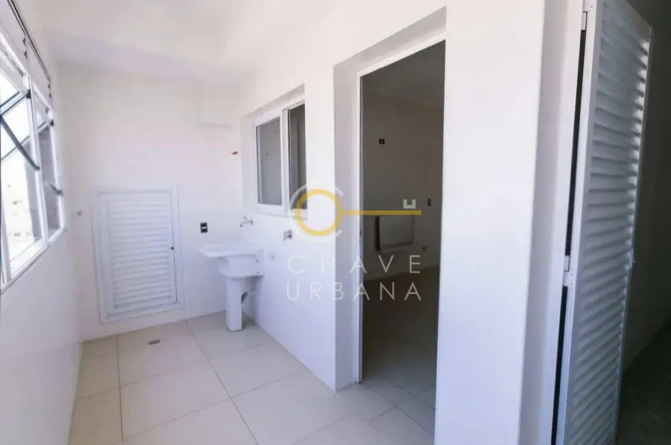 Foto 9 de Apartamento com 3 quartos à venda, 210m2 em Embaré, Santos - SP