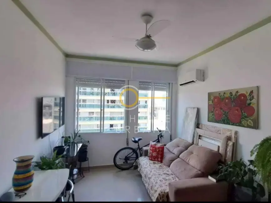 Foto 2 de Apartamento com 2 quartos à venda, 64m2 em Embaré, Santos - SP