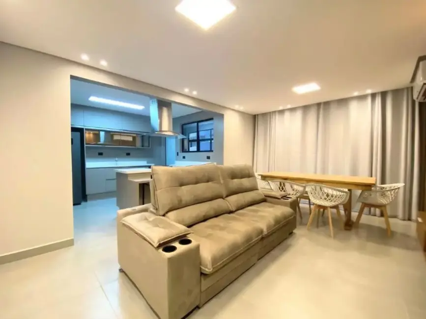 Apartamento com 3 quartos à venda, 106m2 em Ponta da Praia, Santos - SP - imagem 1 Foto 1 de Apartamento com 3 quartos à venda, 106m2 em Ponta da Praia, Santos - SP