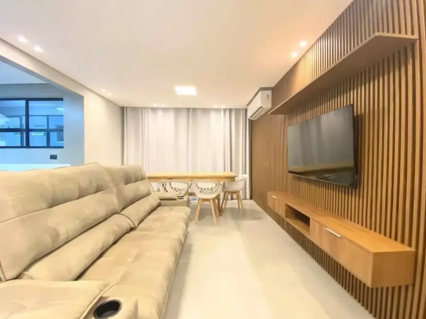 Apartamento com 3 quartos à venda, 106m2 em Ponta da Praia, Santos - SP - imagem 2 Foto 2 de Apartamento com 3 quartos à venda, 106m2 em Ponta da Praia, Santos - SP