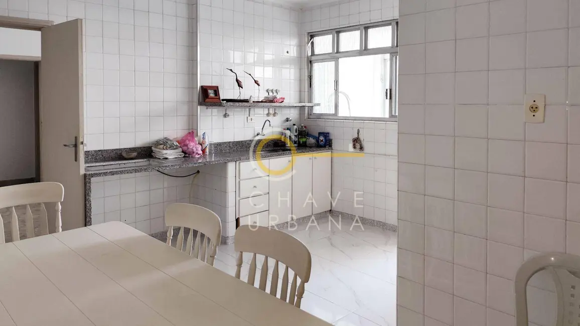 Foto 4 de Apartamento com 2 quartos à venda, 96m2 em Ponta da Praia, Santos - SP