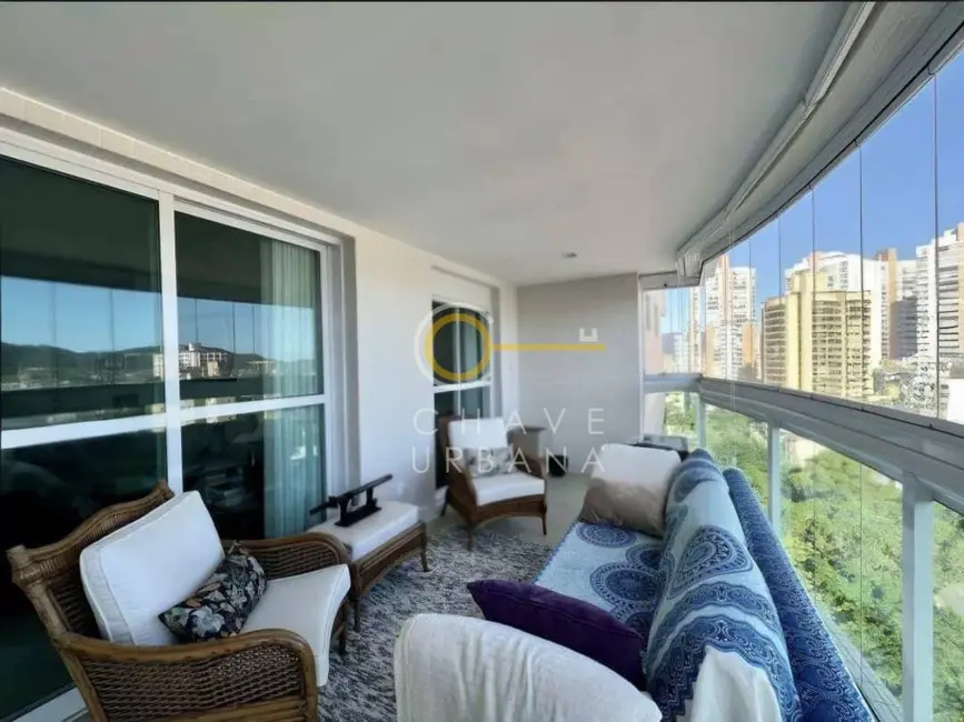 Apartamento com 3 quartos à venda, 165m2 em Ponta da Praia, Santos - SP - imagem 3 Foto 3 de Apartamento com 3 quartos à venda, 165m2 em Ponta da Praia, Santos - SP