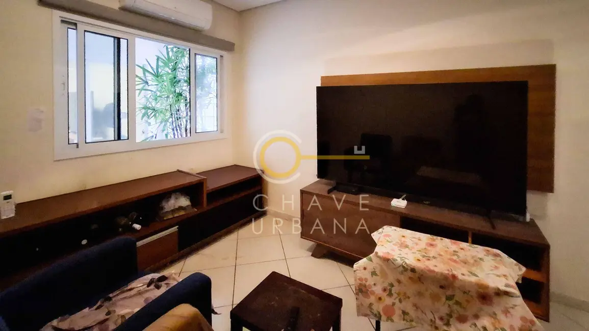 Foto 2 de Casa com 3 quartos à venda, 201m2 em Campo Grande, Santos - SP