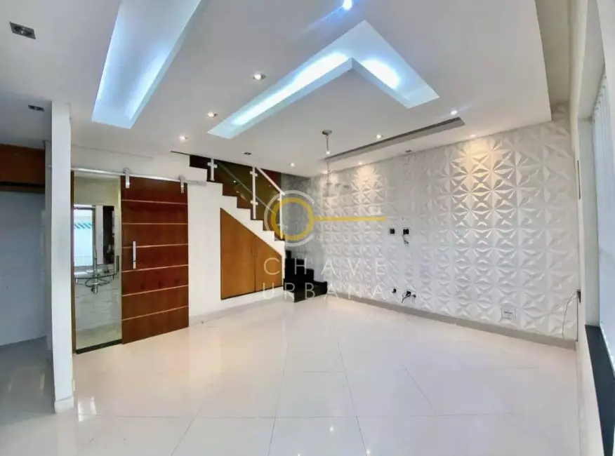 Sobrado com 3 quartos à venda, 183m2 em Aparecida, Santos - SP - imagem 5 Foto 5 de Sobrado com 3 quartos à venda, 183m2 em Aparecida, Santos - SP
