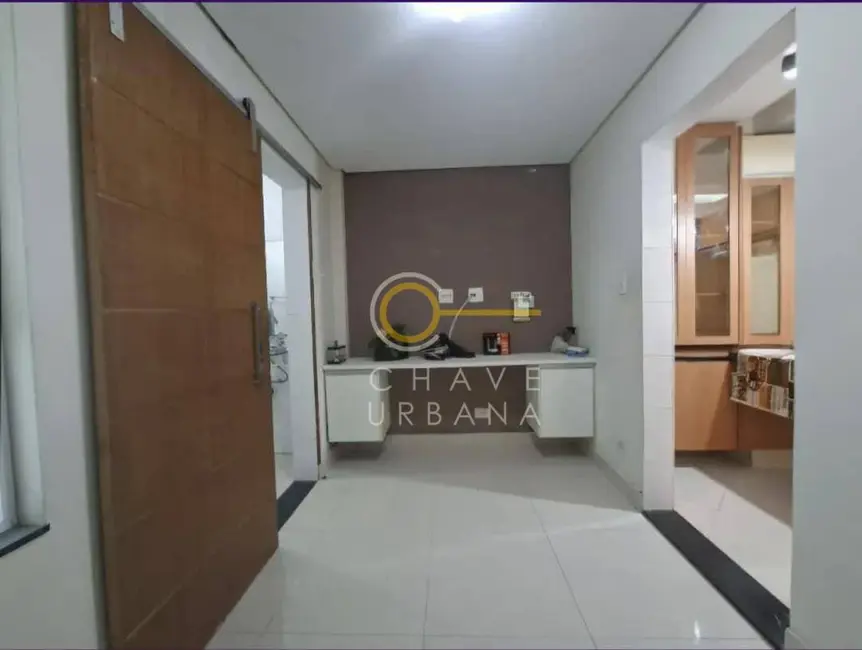 Sobrado com 3 quartos à venda, 183m2 em Aparecida, Santos - SP - imagem 7 Foto 7 de Sobrado com 3 quartos à venda, 183m2 em Aparecida, Santos - SP