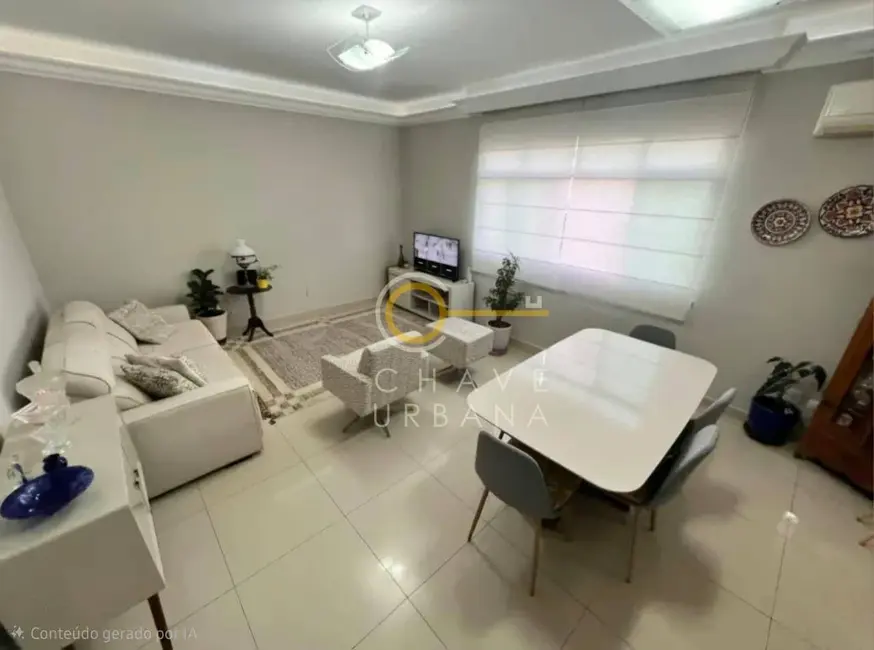 Foto 5 de Sobrado com 3 quartos à venda, 135m2 em Gonzaga, Santos - SP