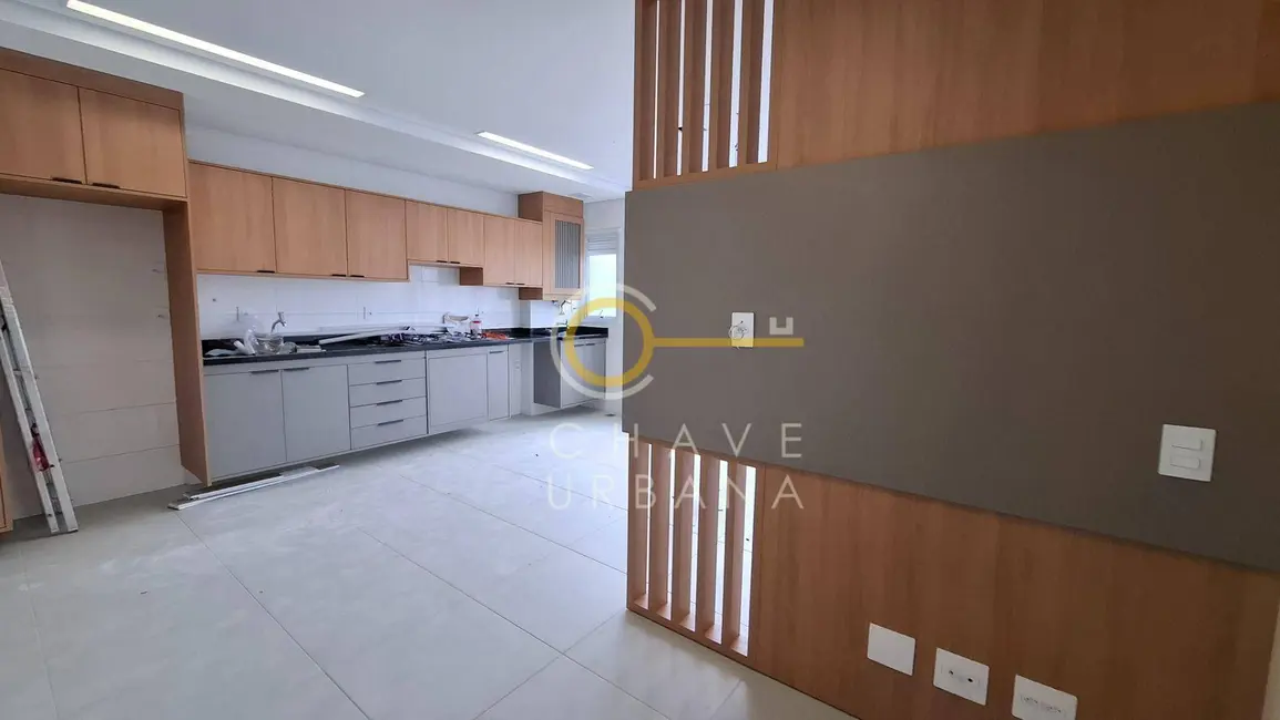 Apartamento com 2 quartos para alugar, 95m2 em Campo Grande, Santos - SP - imagem 3 Foto 3 de Apartamento com 2 quartos para alugar, 95m2 em Campo Grande, Santos - SP