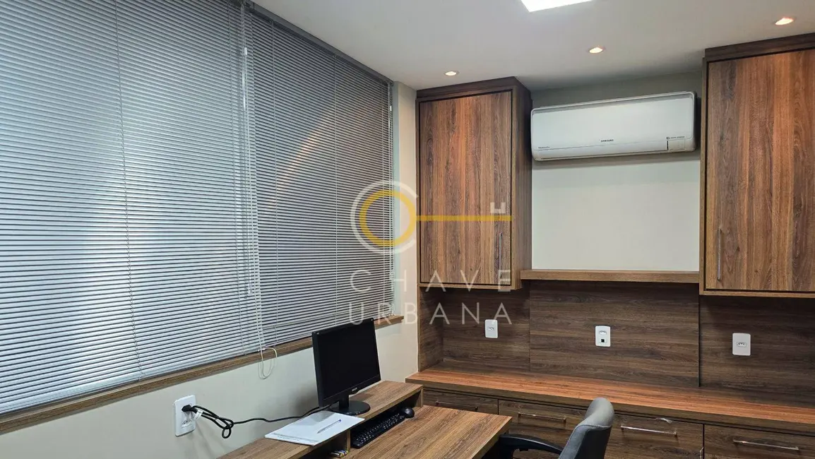 Sala Comercial à venda e para alugar, 97m2 em Centro, Santos - SP - imagem 8 Foto 8 de Sala Comercial à venda e para alugar, 97m2 em Centro, Santos - SP