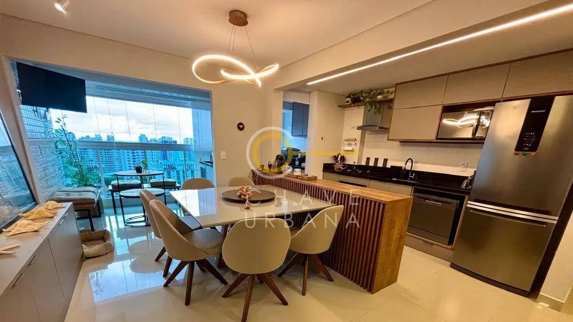 Foto 7 de Apartamento com 2 quartos à venda, 68m2 em Embaré, Santos - SP