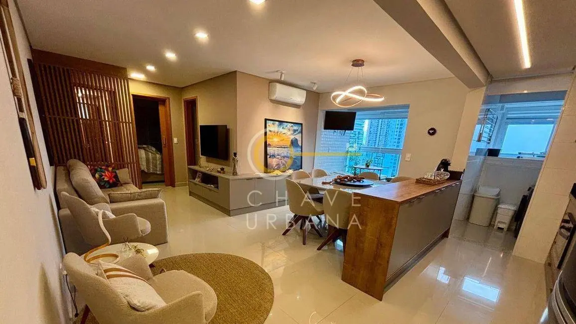 Foto 1 de Apartamento com 2 quartos à venda, 68m2 em Embaré, Santos - SP