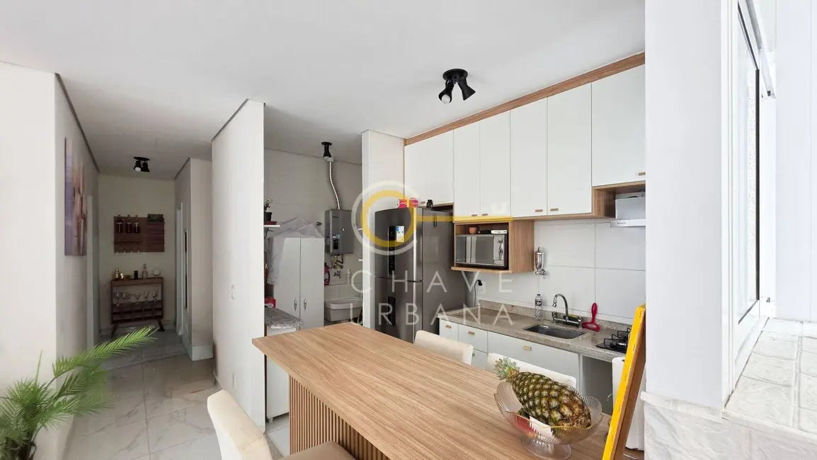 Foto 3 de Apartamento com 2 quartos para alugar, 120m2 em Gonzaga, Santos - SP