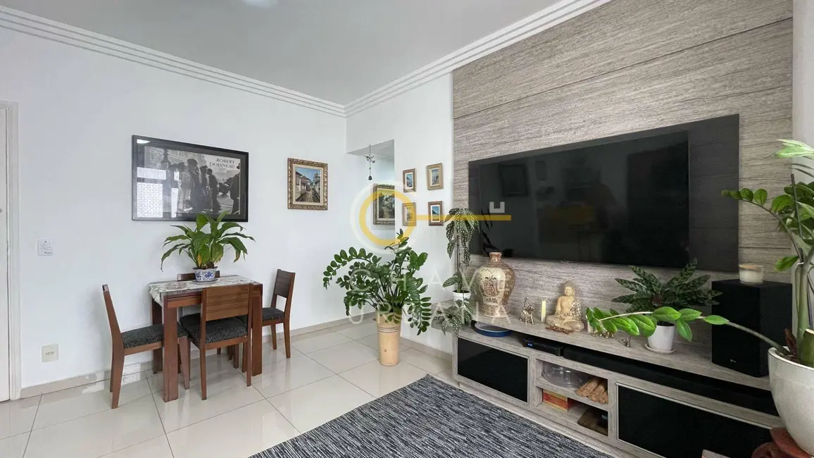 Foto 3 de Apartamento com 2 quartos para alugar, 82m2 em Embaré, Santos - SP