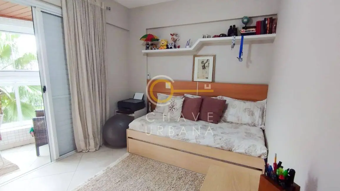 Foto 7 de Apartamento com 4 quartos à venda, 188m2 em Guaruja - SP