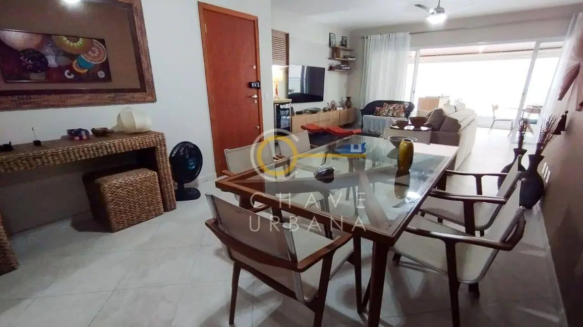 Foto 6 de Apartamento com 4 quartos à venda, 188m2 em Guaruja - SP