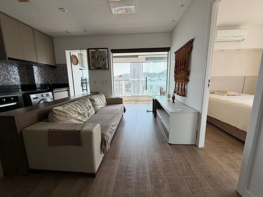Foto 3 de Apartamento com 1 quarto para alugar, 60m2 em Pompéia, Santos - SP