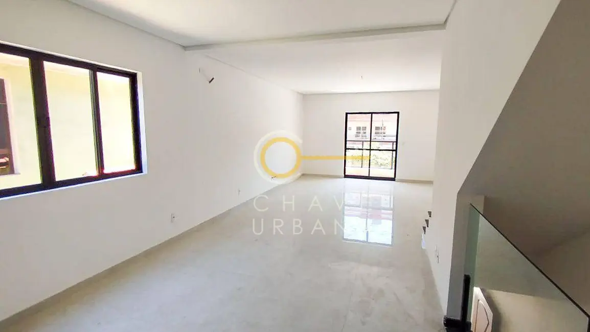 Foto 3 de Casa com 3 quartos à venda, 245m2 em Embaré, Santos - SP
