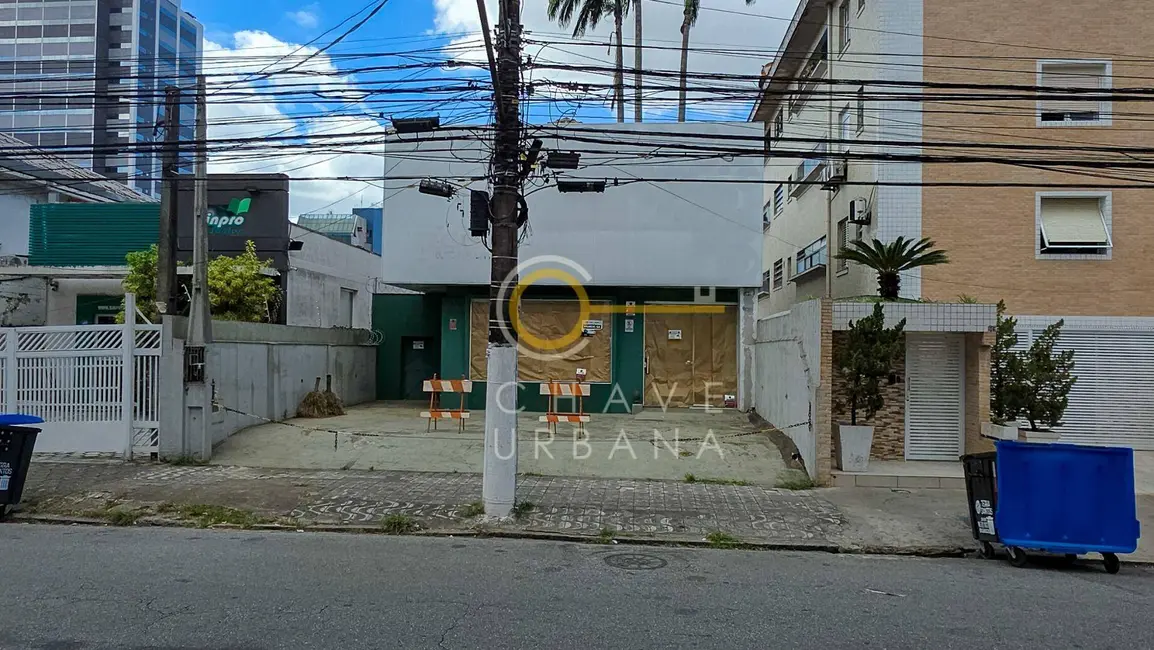 Foto 2 de Sobrado à venda, 500m2 em Gonzaga, Santos - SP