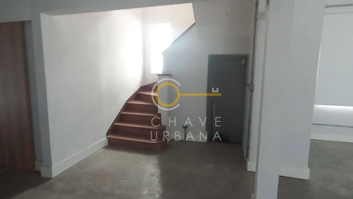 Foto 11 de Sobrado à venda, 500m2 em Gonzaga, Santos - SP