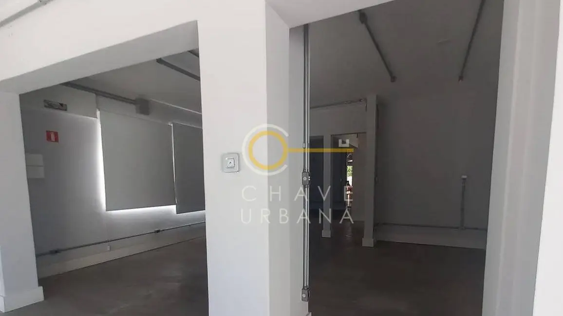Foto 21 de Sobrado à venda, 500m2 em Gonzaga, Santos - SP