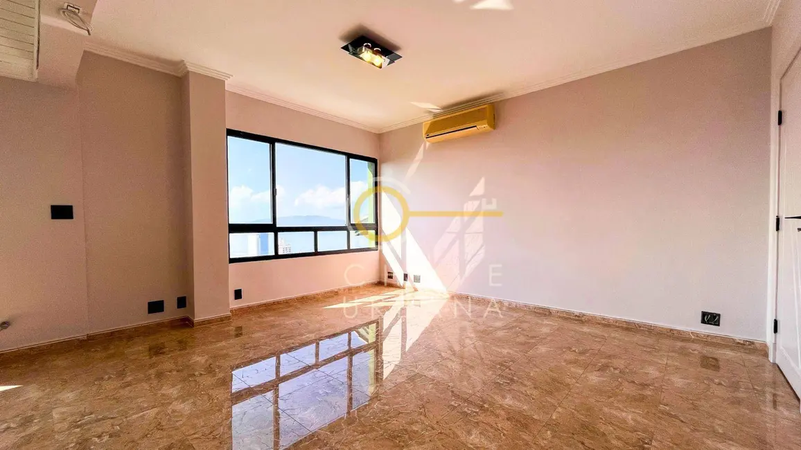 Foto 9 de Casa de Condomínio com 6 quartos à venda, 721m2 em Marapé, Santos - SP
