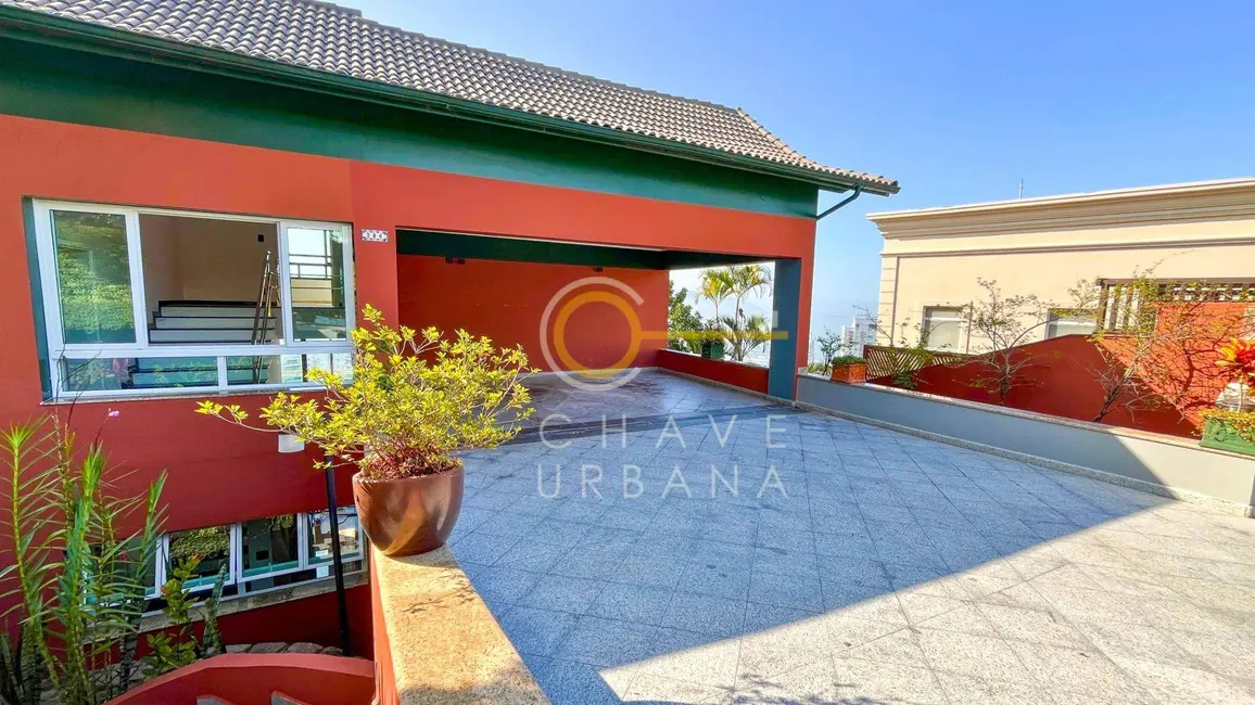 Foto 2 de Casa de Condomínio com 6 quartos à venda, 721m2 em Marapé, Santos - SP