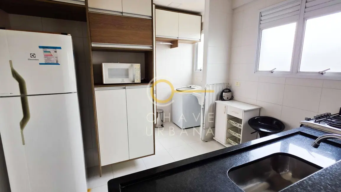 Foto 3 de Apartamento com 1 quarto para alugar, 42m2 em Santos - SP