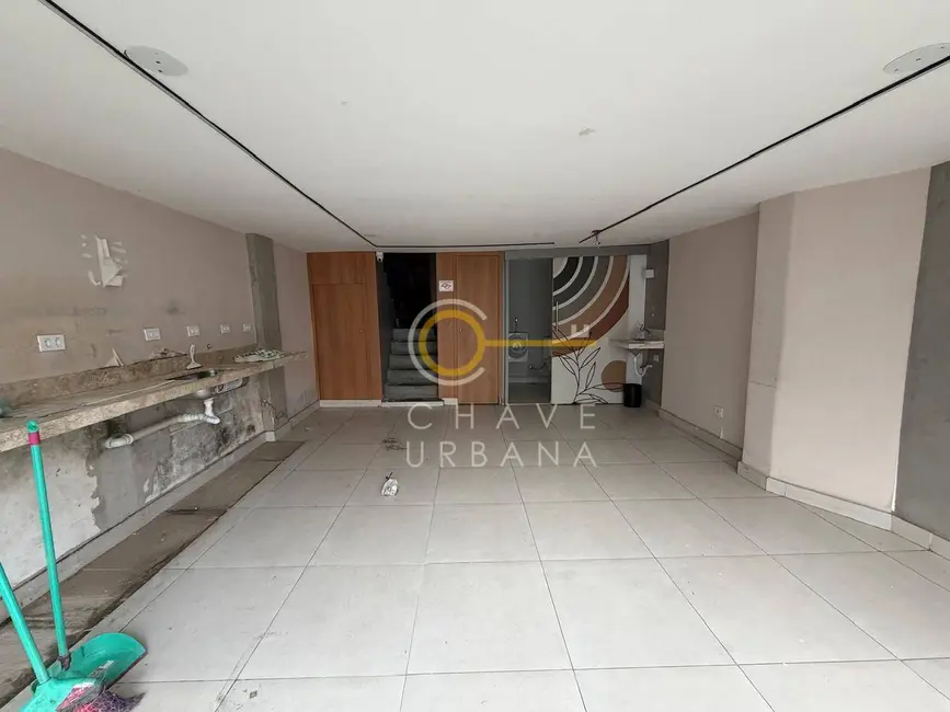 Loja para alugar, 110m2 em Boqueirão, Santos - SP - imagem 4 Foto 4 de Loja para alugar, 110m2 em Boqueirão, Santos - SP