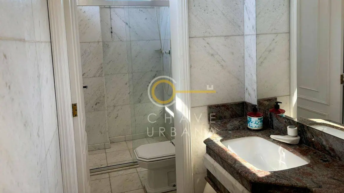 Sobrado com 3 quartos à venda, 330m2 em Ponta da Praia, Santos - SP - imagem 6 Foto 6 de Sobrado com 3 quartos à venda, 330m2 em Ponta da Praia, Santos - SP