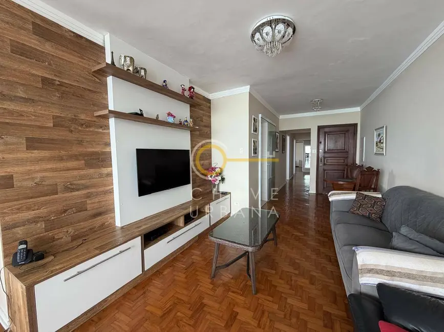 Apartamento com 3 quartos à venda, 126m2 em Gonzaga, Santos - SP - imagem 6 Foto 6 de Apartamento com 3 quartos à venda, 126m2 em Gonzaga, Santos - SP