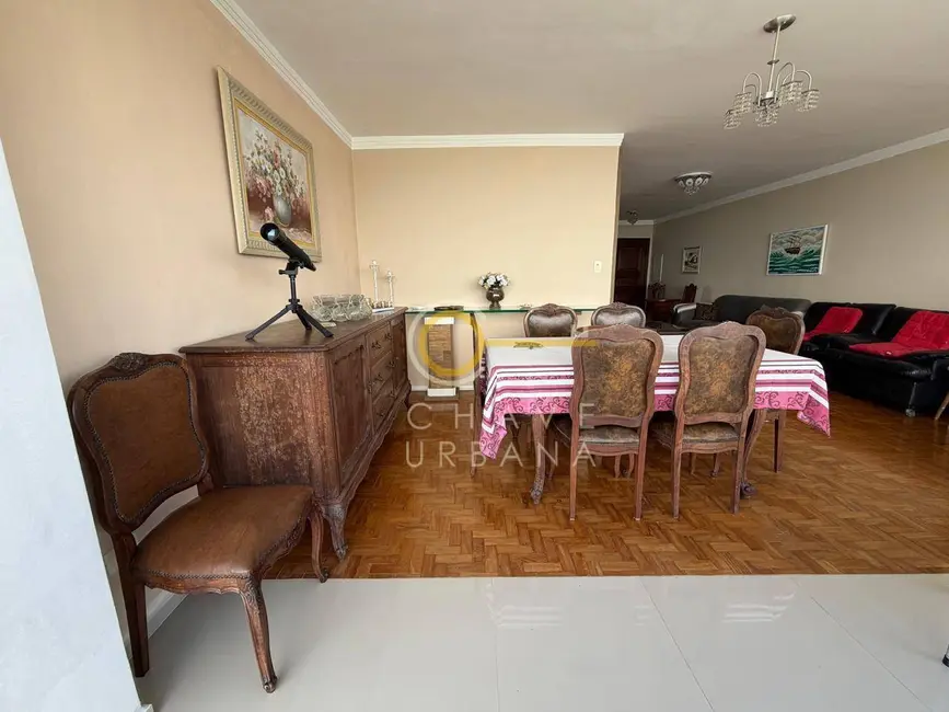 Apartamento com 3 quartos à venda, 126m2 em Gonzaga, Santos - SP - imagem 1 Foto 1 de Apartamento com 3 quartos à venda, 126m2 em Gonzaga, Santos - SP