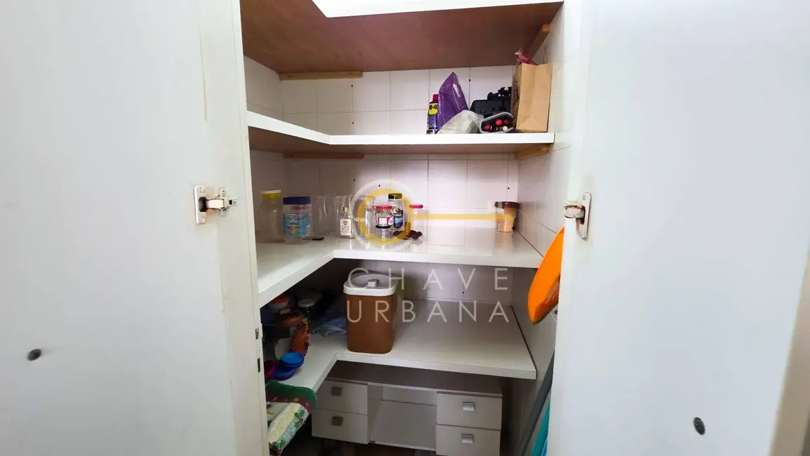 Foto 9 de Apartamento com 3 quartos à venda, 95m2 em Gonzaga, Santos - SP